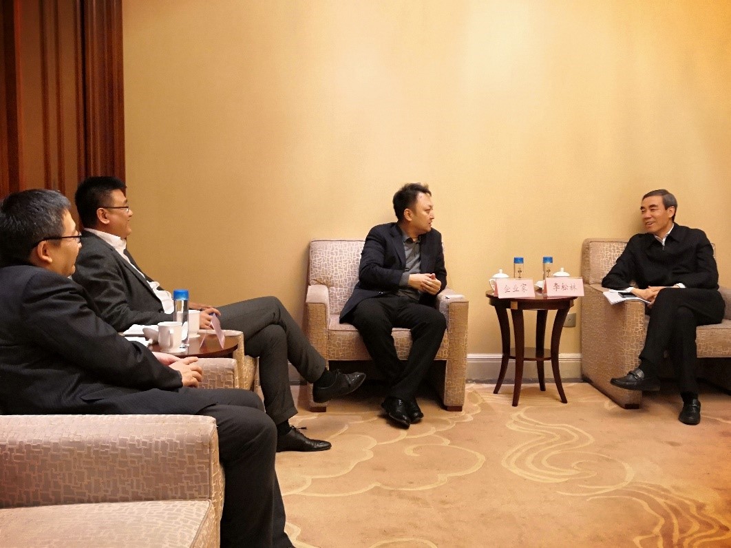 插图4.jpg 插图4.jpg